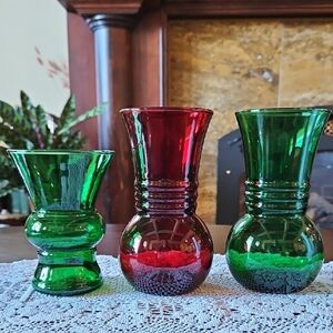 Vibrant Anchor Hocking Glass Vases, Set of 3